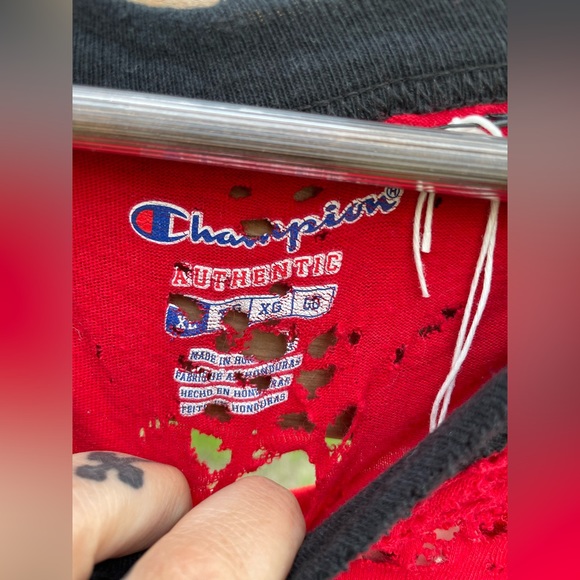 Willie Nelson Distressed Tee - Picture 3 of 4